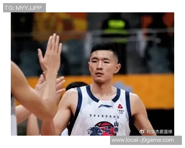 陈林坚的篮球之路：从青涩少年到职业明星的成长历程与心路历程